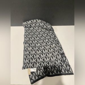 Michael Kors Scarf Signature MK Logo Knit Dark Gray/Gray, 62" Designer Brand